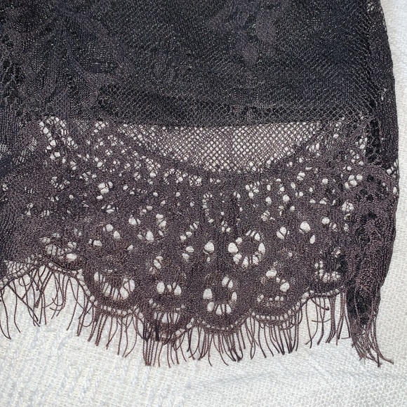 💥 Reckless Angel tank top with lace at bottom - Picture 6 of 10